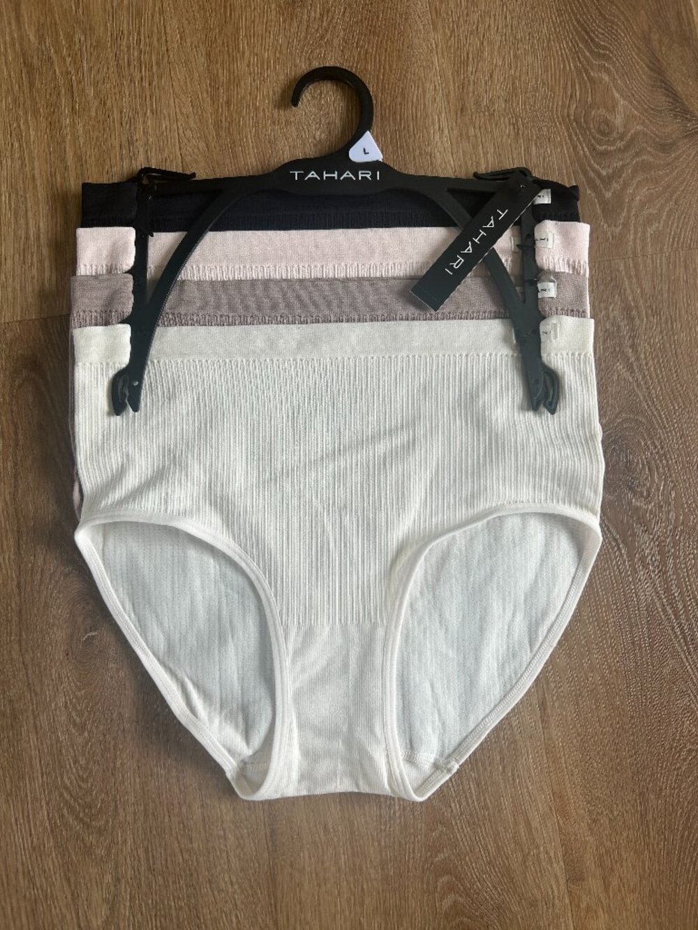 NWT Tahari 4 Pack Comfy Seamless Stretch Panties High Waist Large